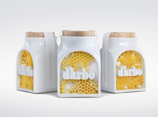 见过喝蜂蜜的，见过举着蜂巢喝蜂蜜的吗？｜奇特蜂蜜包装设计